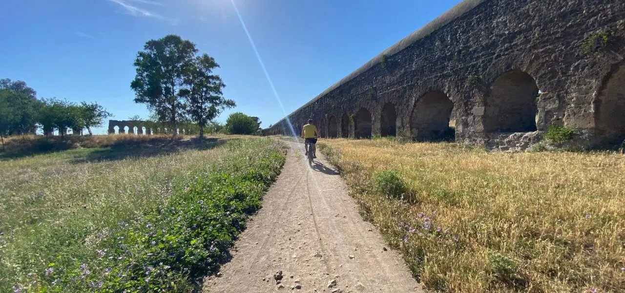 aqueduct rome