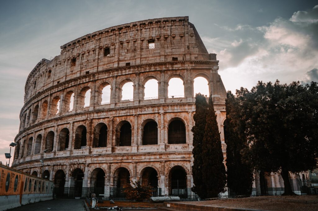 via-appia-guide-coliseum