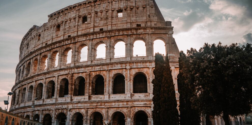 via-appia-guide-coliseum