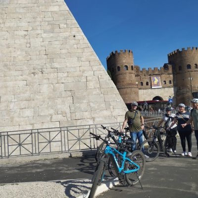 via-appia-guide-piramid
